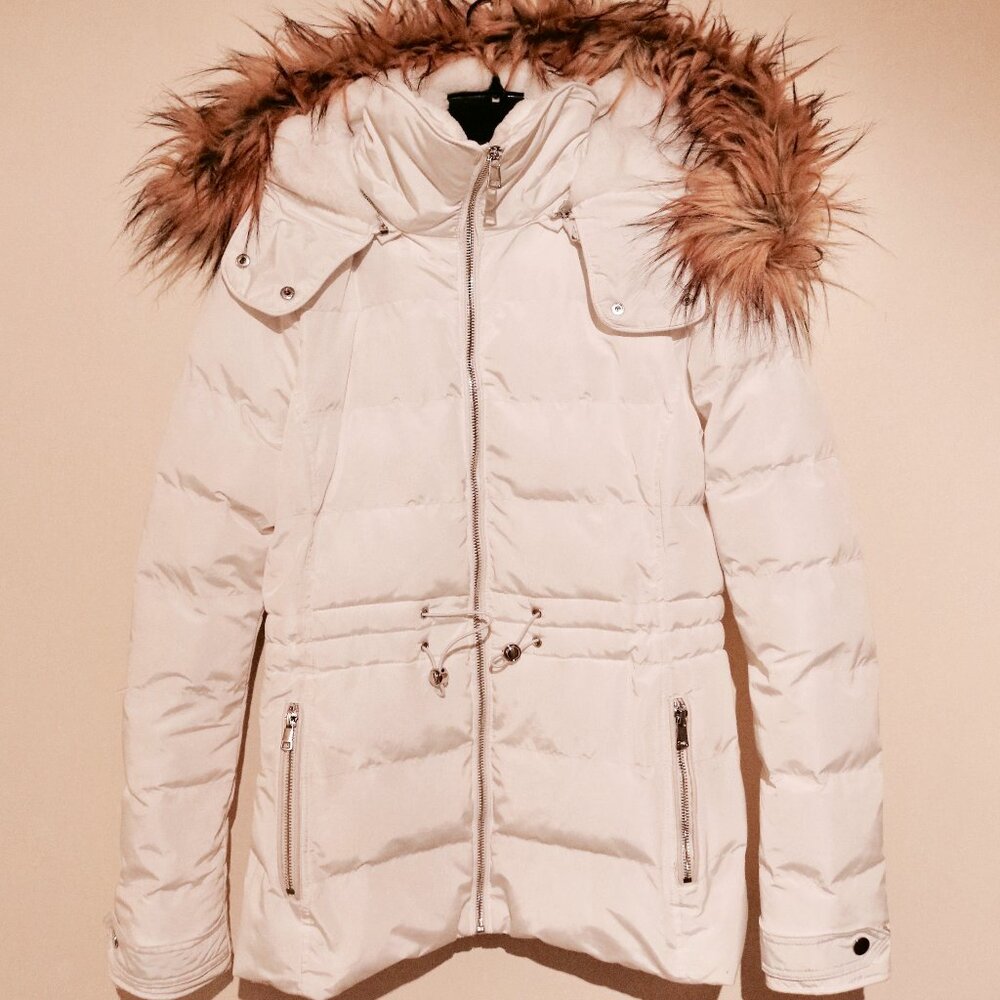 Winter Puffer Jacket by DEX